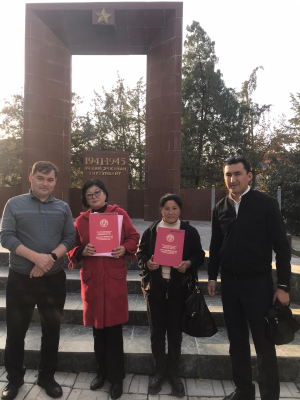 1000 ден ашуун кызыл китептер тапшырылды