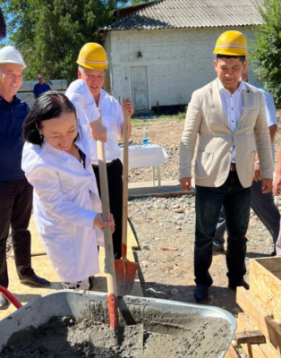 "Өзүңдү өрттө, башкаларга ар дайым жарык бер"- Гиппократ